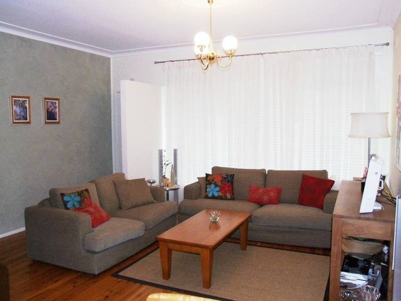 18 Lofts Avenue, Roselands NSW 2196