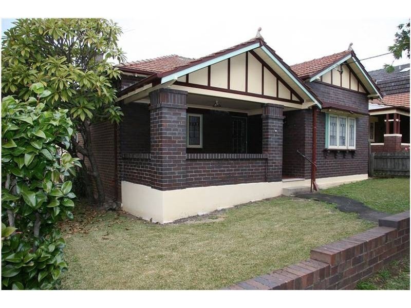 5 Clarence Street, Penshurst NSW 2222