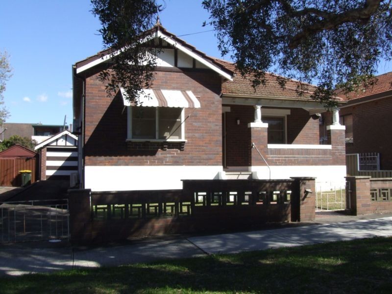 13 Acacia Street, Belmore NSW 2192