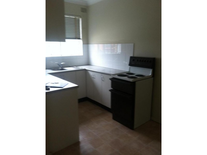 1/2 LEYLANDS PDE, Belmore NSW 2192