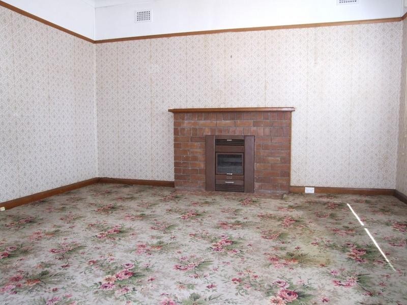 27 Bowden Boulevard, Yagoona NSW 2199