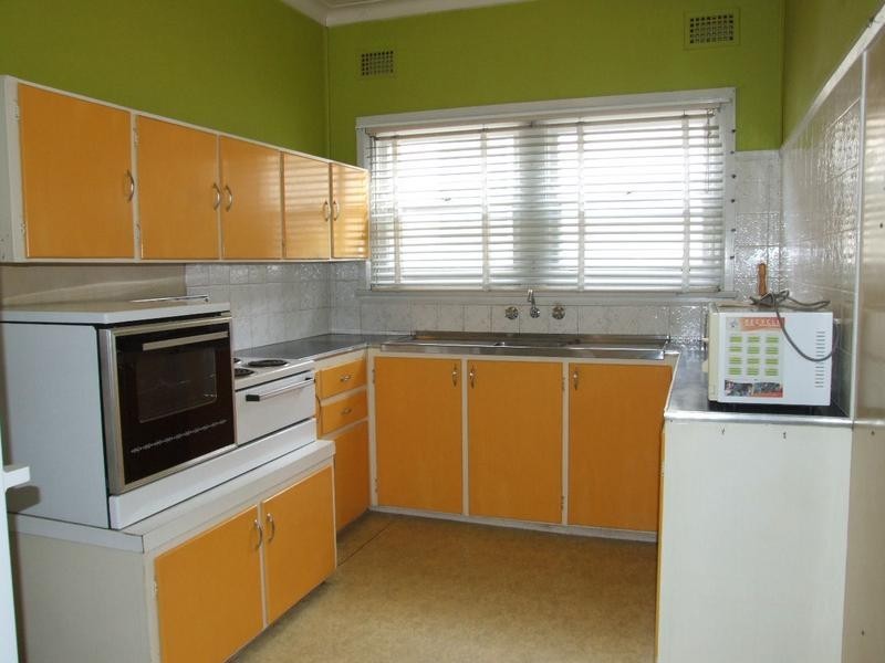 27 Bowden Boulevard, Yagoona NSW 2199