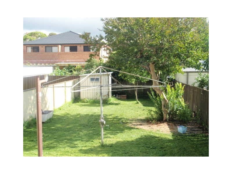 17 Lucerne Street, Belmore NSW 2192