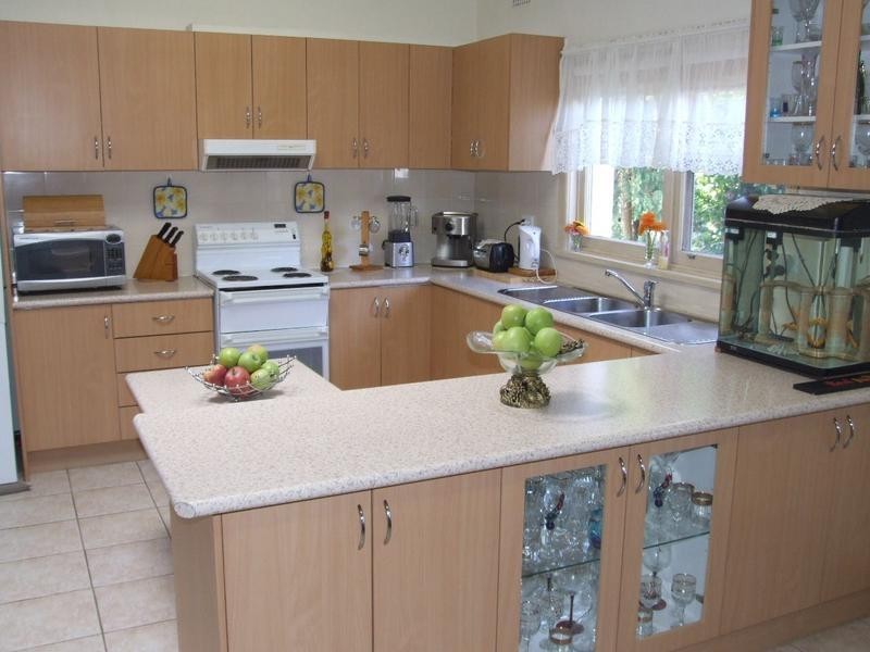 19 Moorefields Road, Kingsgrove NSW 2208