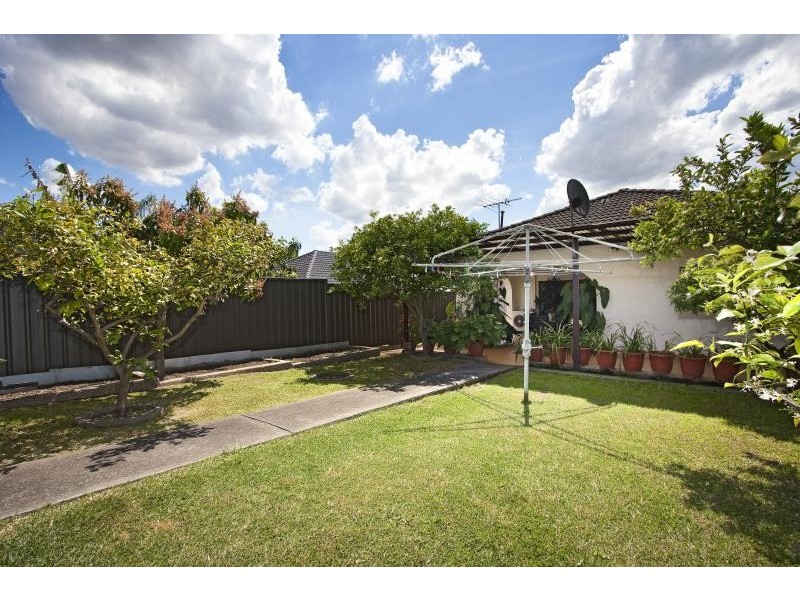 22 Leylands Parade, Belmore NSW 2192