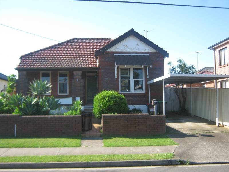 1 ALLAN AVENUE, Belmore NSW 2192