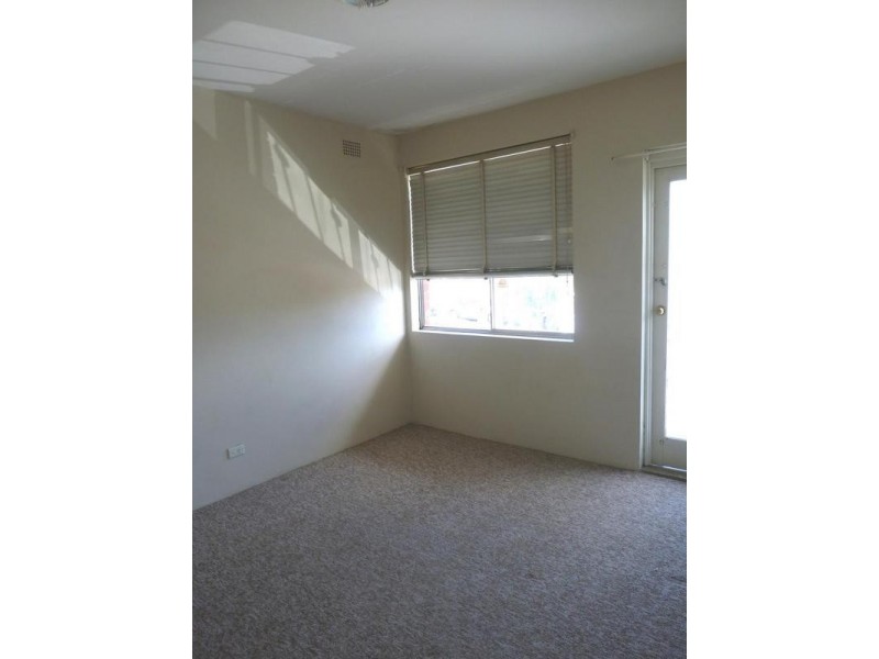 1/18 Denman Avenue, Wiley Park NSW 2195