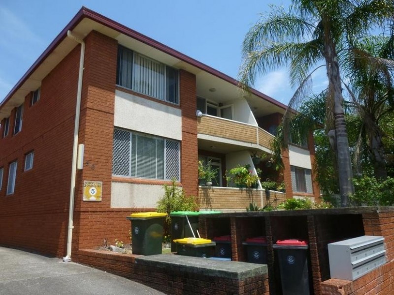 8/30 Phillip Street, Roselands NSW 2196