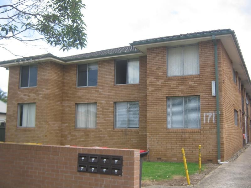6/171 Victoria Road, Punchbowl NSW 2196