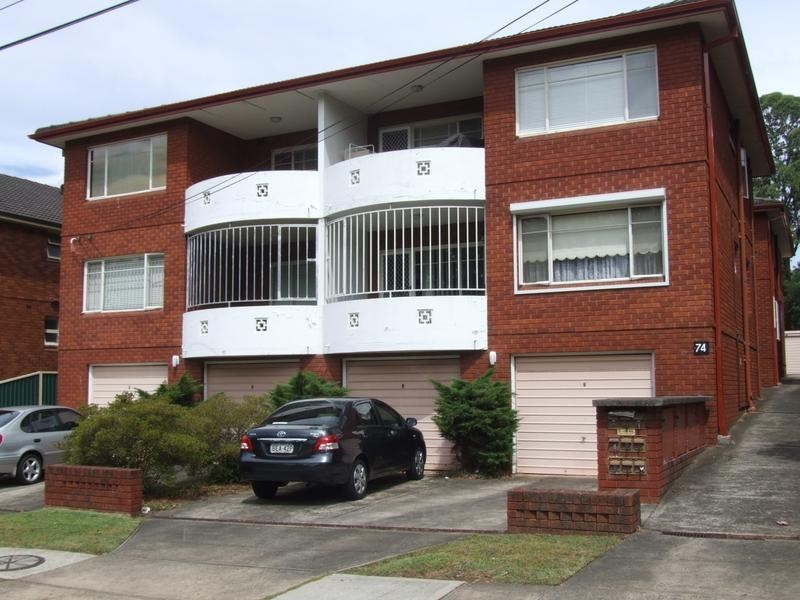 3/74 Leylands Parade, Belmore NSW 2192