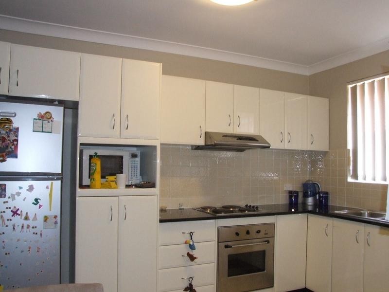 4/5 Allan Avenue, Belmore NSW 2192