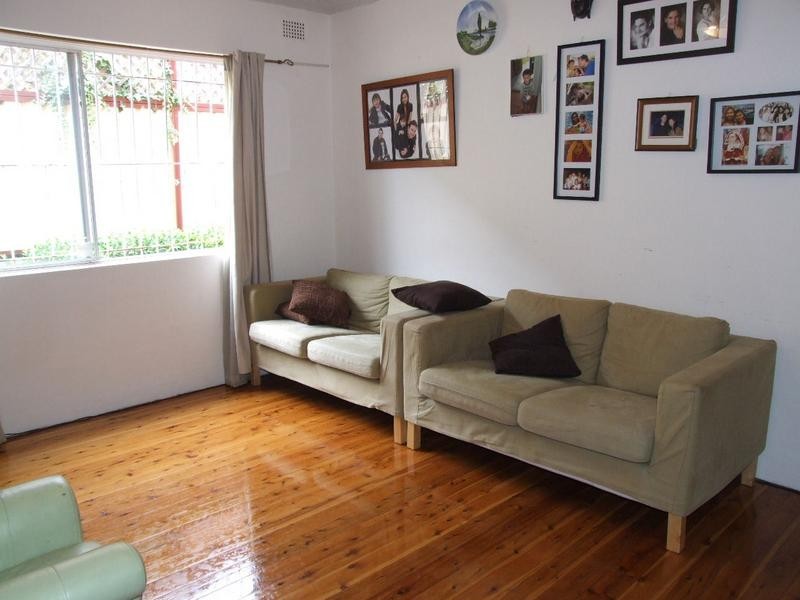 2/10 St Clair Street, Belmore NSW 2192