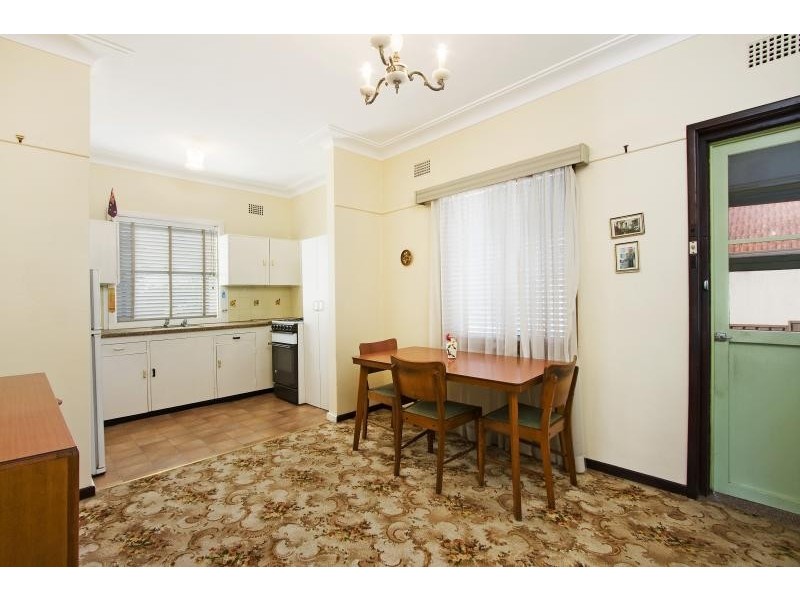 38 Proctor Avenue, Kingsgrove NSW 2208