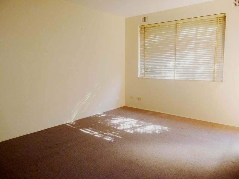 2/18 Denman Avenue, Wiley Park NSW 2195