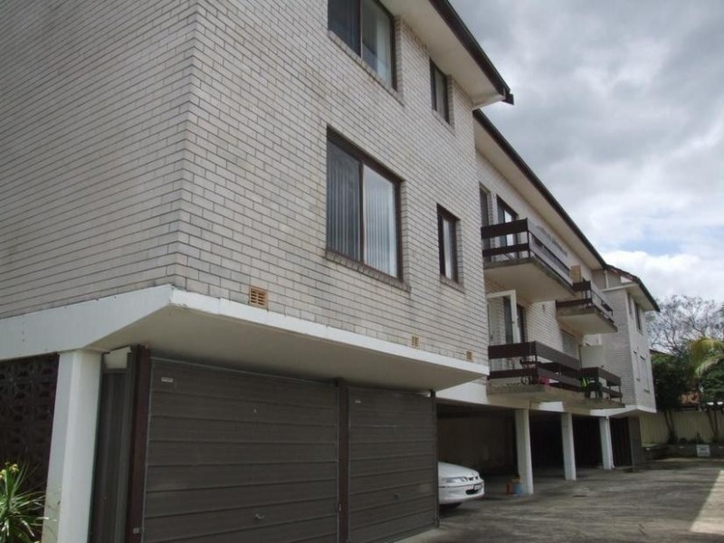 1/38-40 Flora Street, Roselands NSW 2196