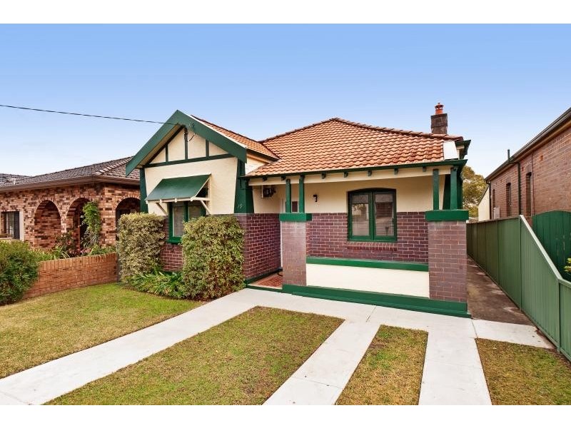 19 Adelaide Street, Belmore NSW 2192