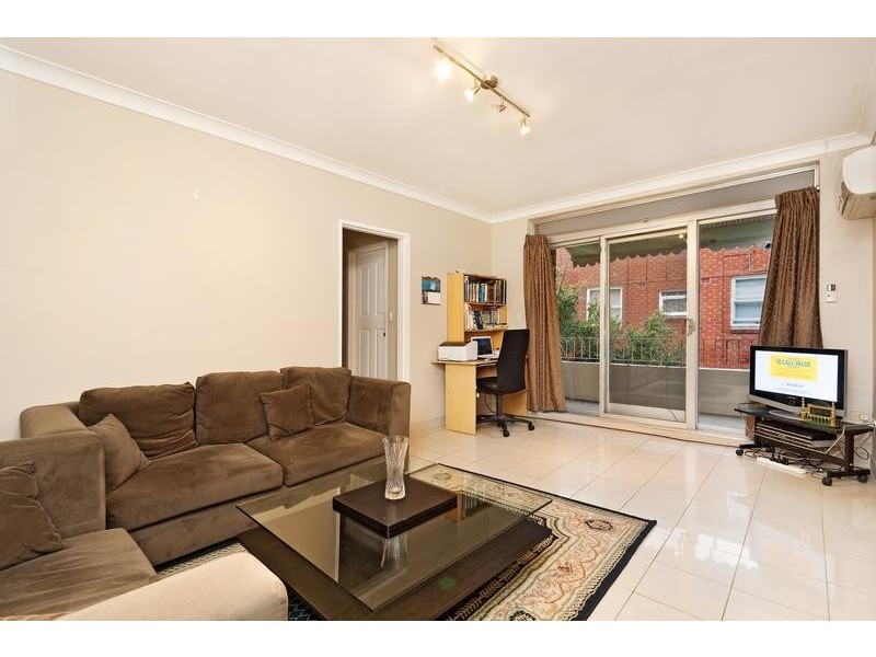 2/104 Leylands Parade, Belmore NSW 2192