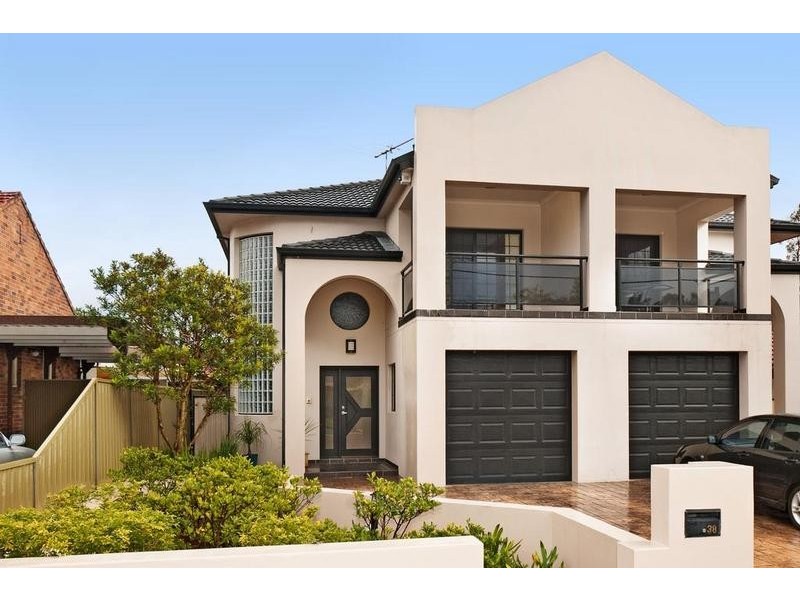 38 Cleary Avenue, Belmore NSW 2192