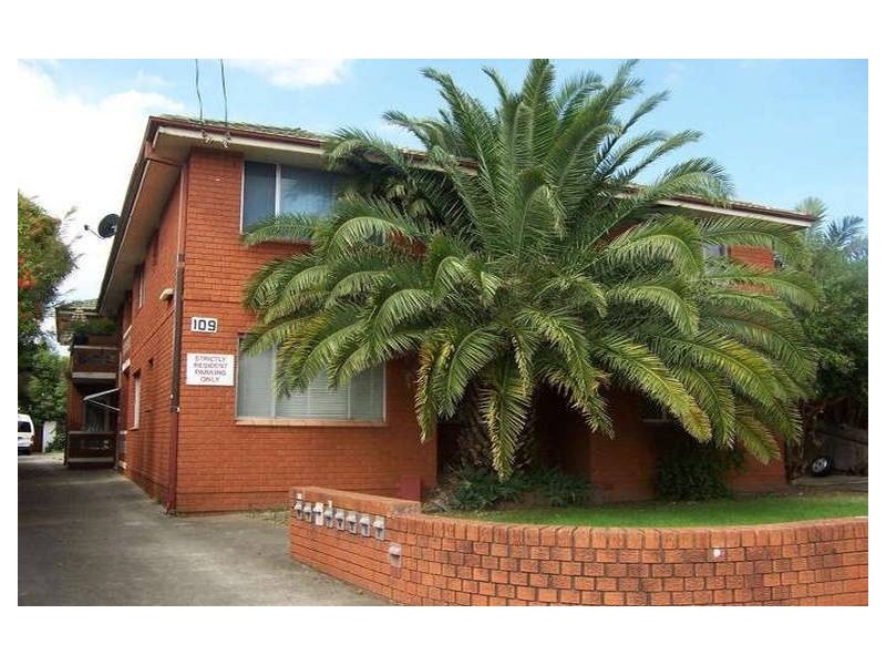 4/109 Hampden Road, Lakemba NSW 2195