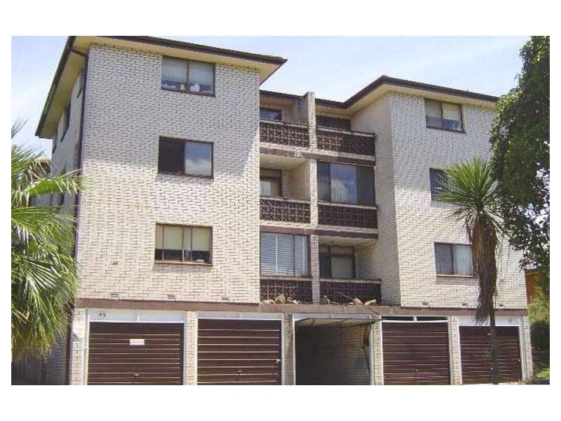 8/43 Chapel Street, Roselands NSW 2196