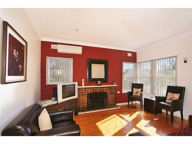 23 Harold Street, Mount Lewis NSW 2190