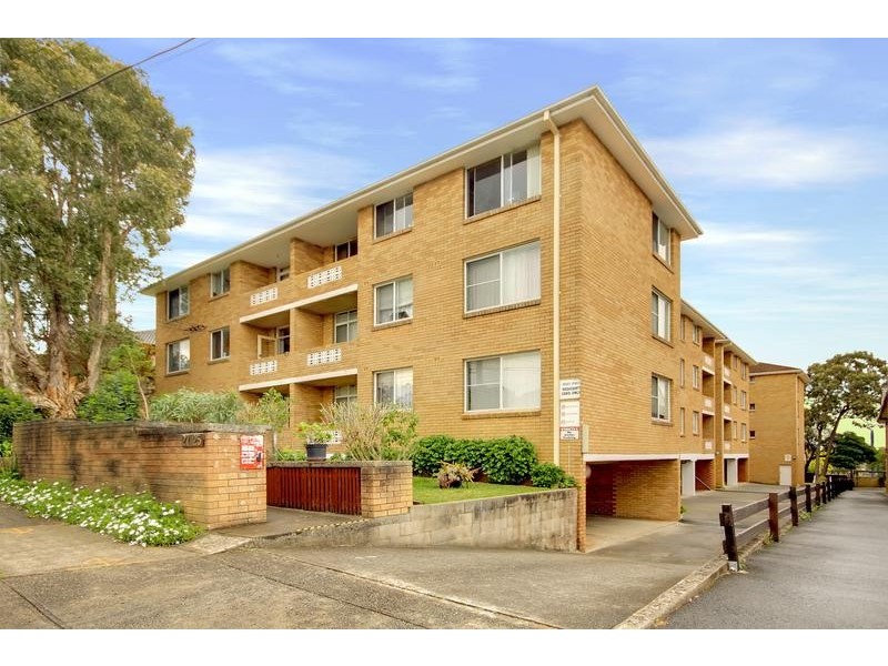 8/25 Phillip Street, Roselands NSW 2196