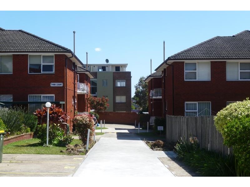 4/13 Phillip Street, Roselands NSW 2196
