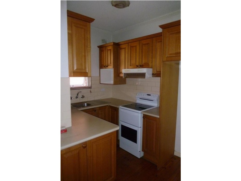 4/13 Phillip Street, Roselands NSW 2196