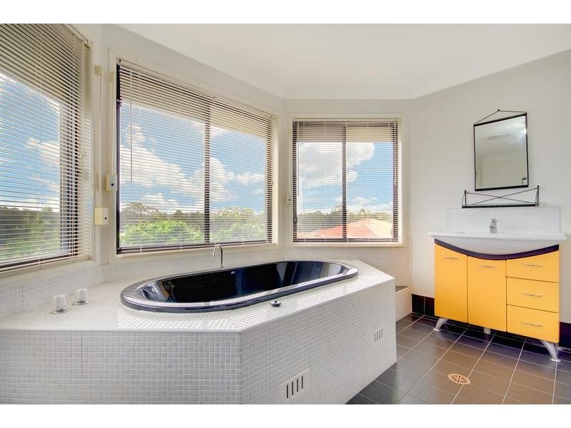 49 Rottnest Avenue, Hinchinbrook NSW 2168