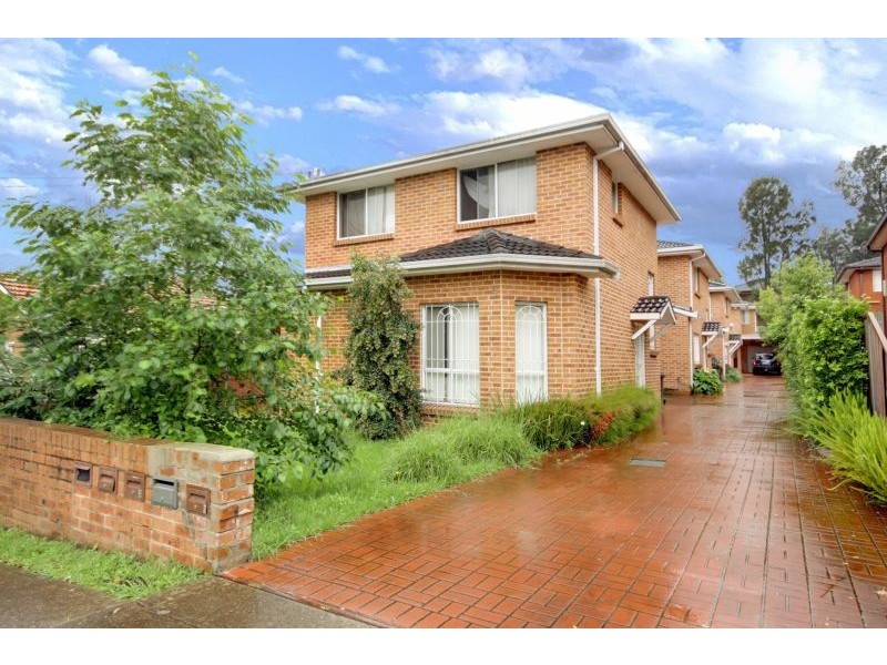 3/5 Boorea Avenue, Lakemba NSW 2195