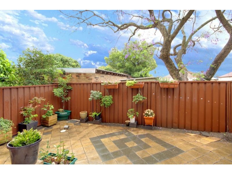 3/5 Boorea Avenue, Lakemba NSW 2195