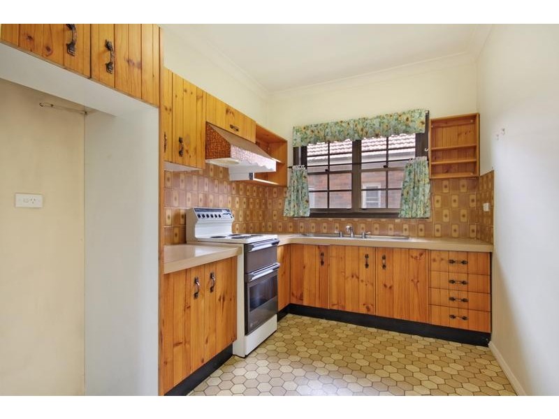 7 Enoggera Road, Beverly Hills NSW 2209