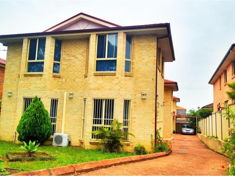 2/14 Hugh Street, Belmore NSW 2192