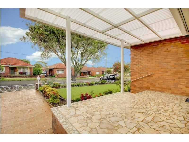 19 Passey Avenue, Belmore NSW 2192
