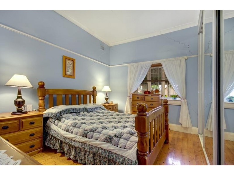 28 Gladstone Street, Belmore NSW 2192