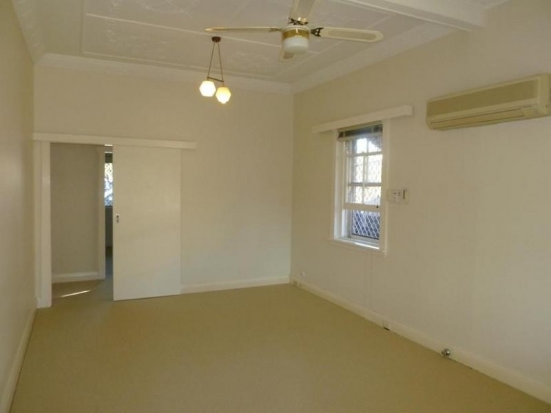 11 Adelaide Street, Belmore NSW 2192