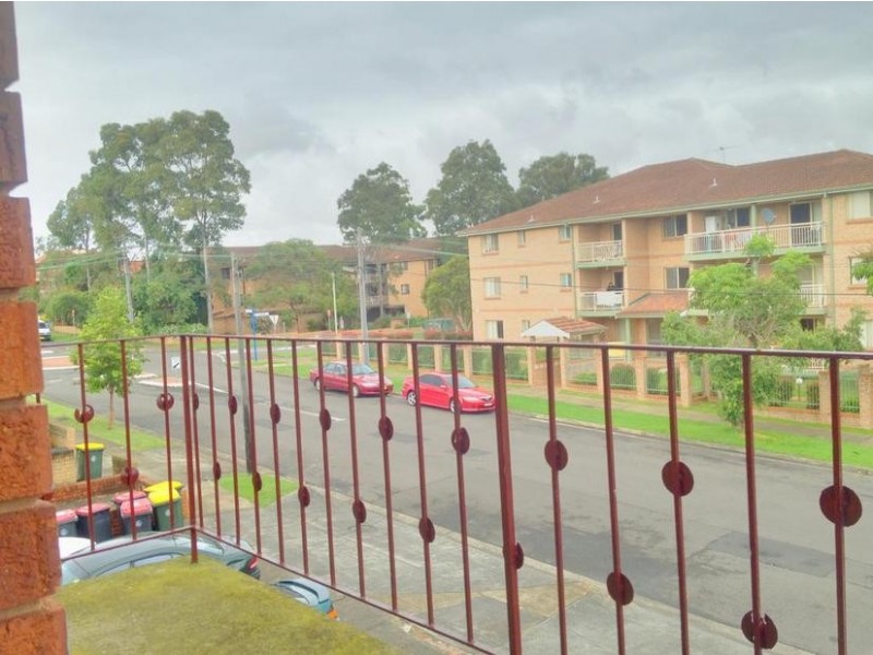 5/18 Denman Avenue, Wiley Park NSW 2195