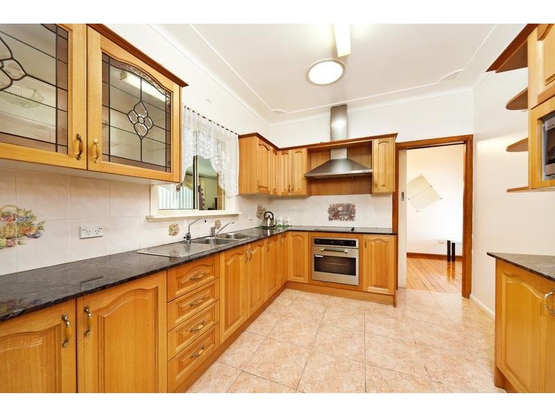 32 Eleanor Avenue, Belmore NSW 2192