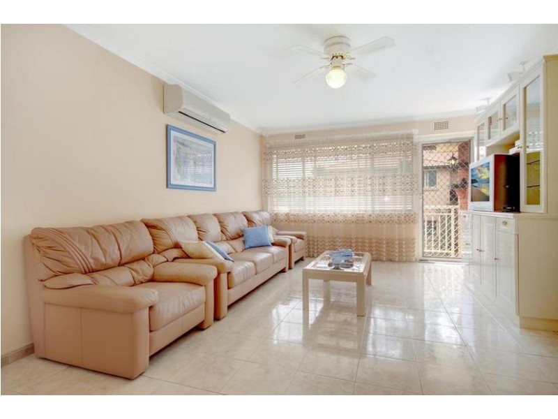 3/100 LEYLAND PARADE, Belmore NSW 2192