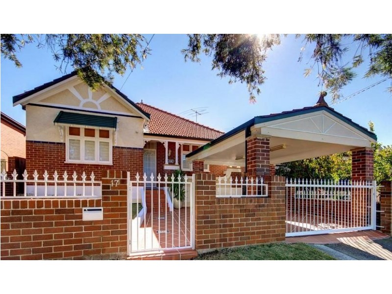 17 Kennedy Avenue, Belmore NSW 2192