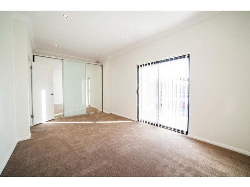 22 Quigg Street North, Lakemba NSW 2195