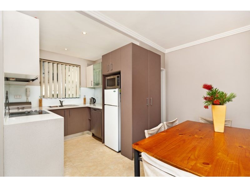 2/29 Phillip Street, Roselands NSW 2196