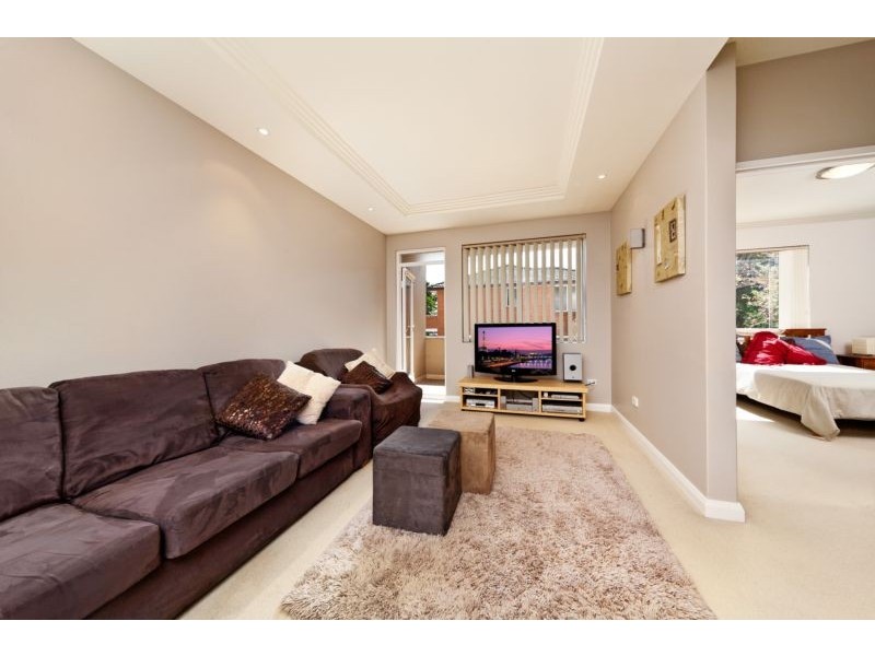 2/29 Phillip Street, Roselands NSW 2196