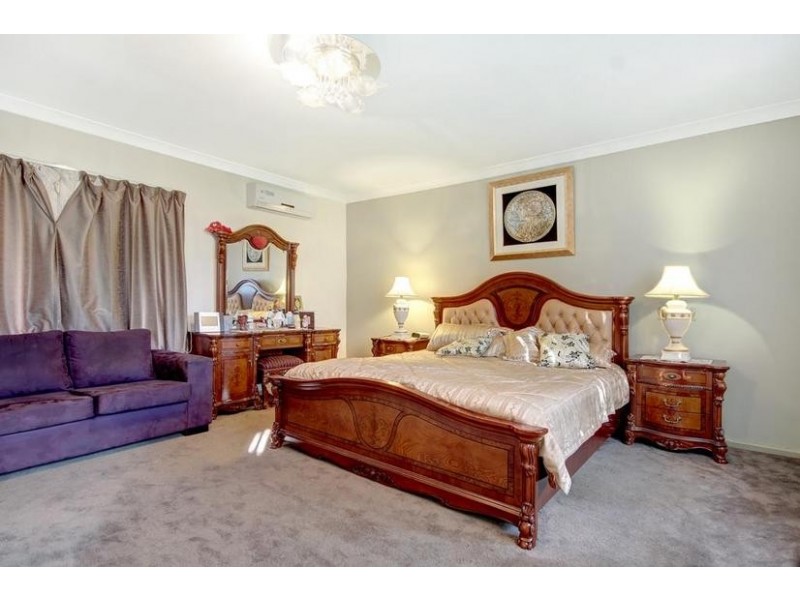 2/138 Greenacre Road, Greenacre NSW 2190