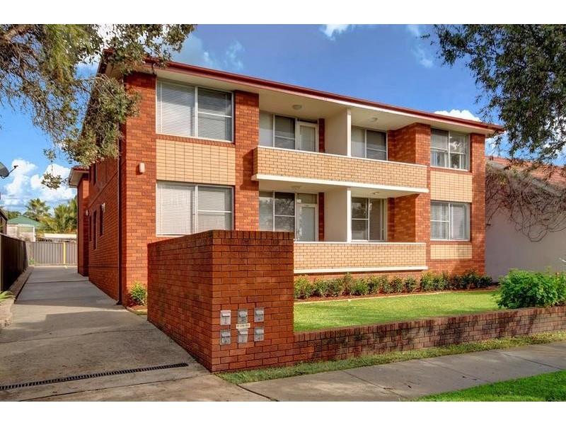 10 Oxford Street, Belmore NSW 2192