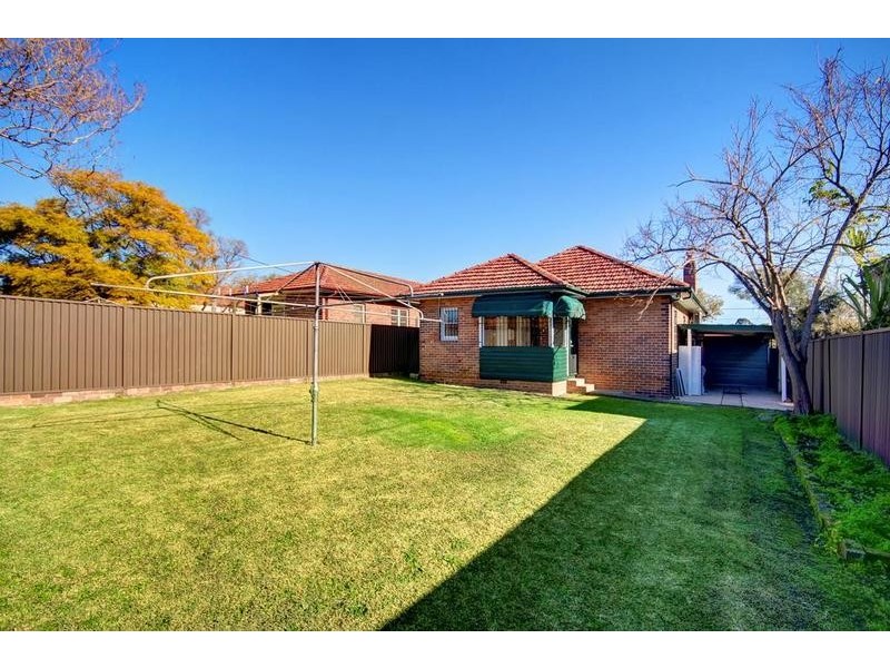 29 Cleary Avenue, Belmore NSW 2192