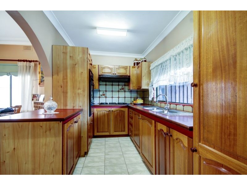 24 Platts Avenue, Belmore NSW 2192