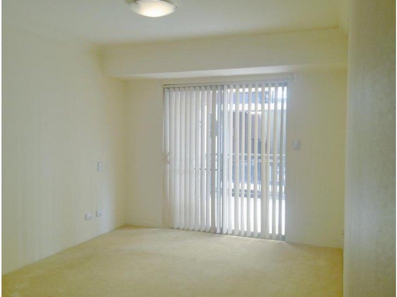 11/818 Canterbury Road, Roselands NSW 2196