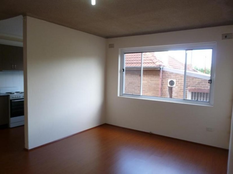 2/10 COLIN STREET, Lakemba NSW 2195