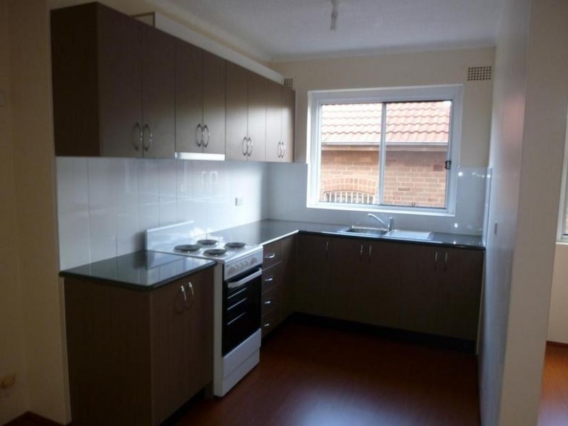 2/10 COLIN STREET, Lakemba NSW 2195